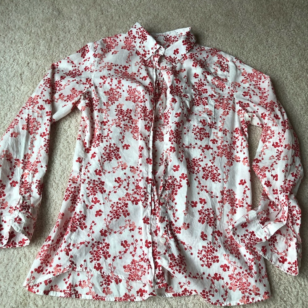 Summer-weight button down blouse; cotton.